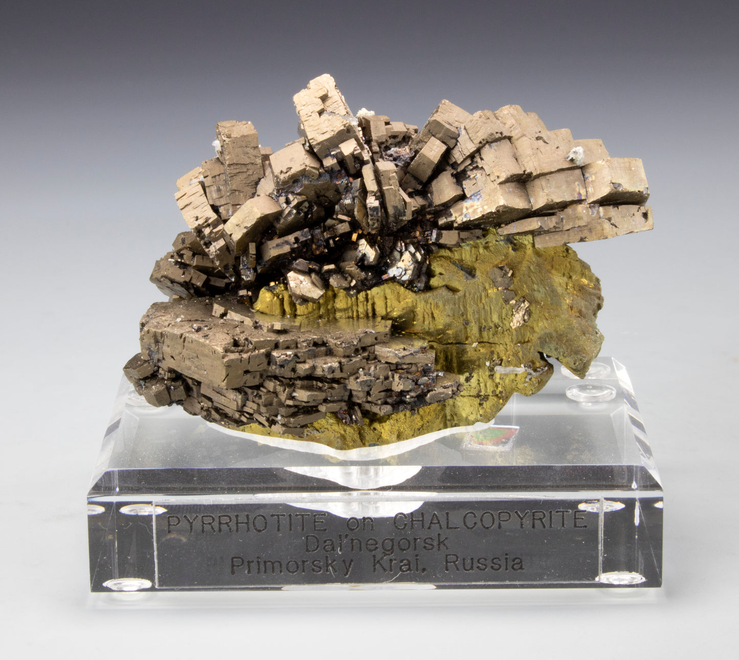 7962 - PYRRHOTITE on CHALCOPYRITE